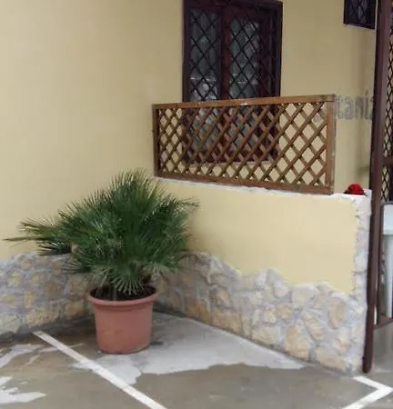 Berna House Dom wakacyjny *